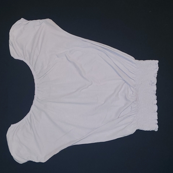 American Eagle Top - Picture 3 of 6